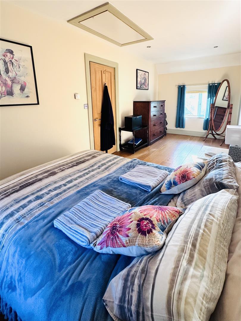 9a Petton Hall , Shrewsbury, SY4 5TH SSTC